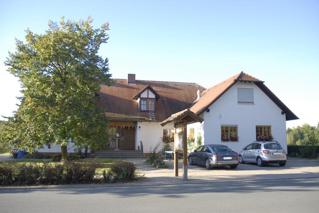 Gasthaus-Pension Hofmann Oberdachstetten Exterior foto