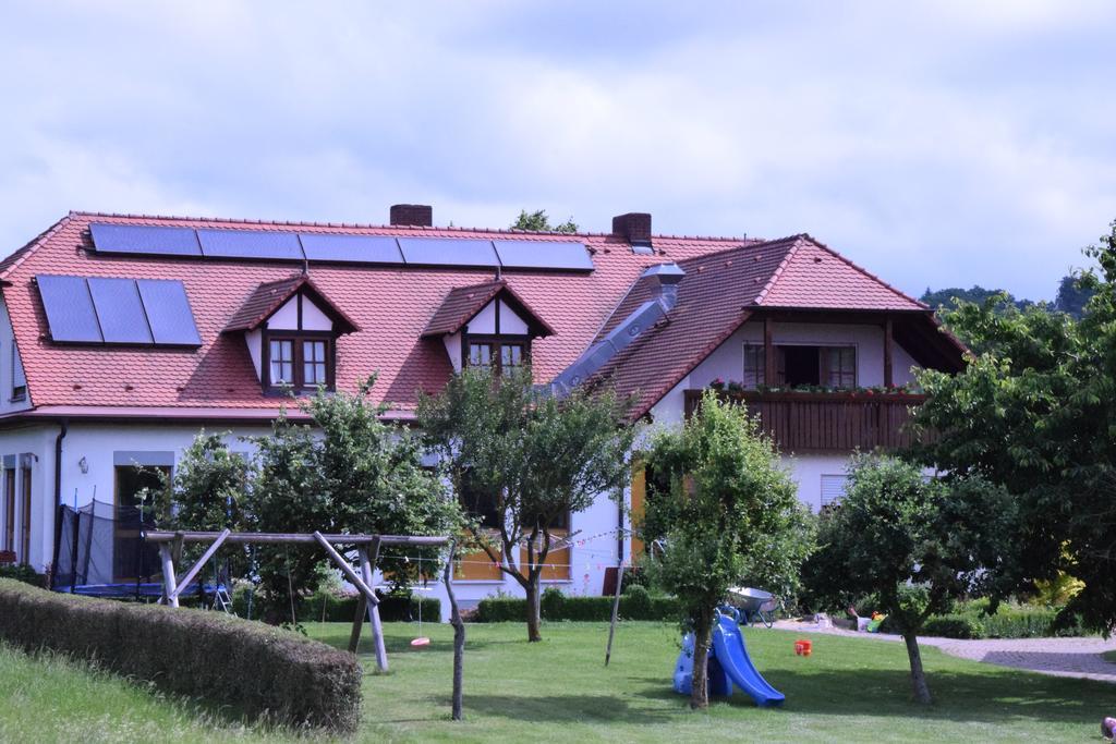 Gasthaus-Pension Hofmann Oberdachstetten Exterior foto